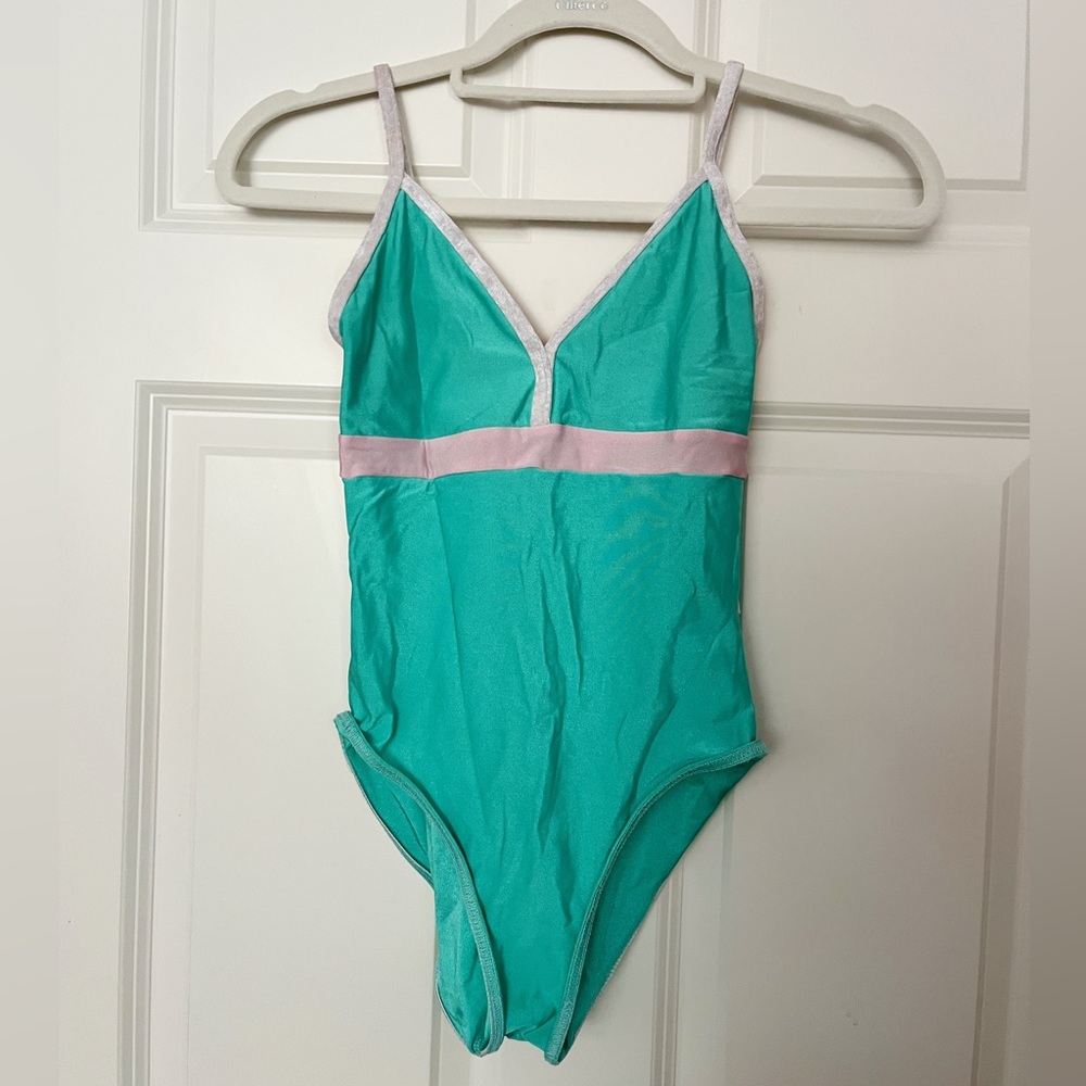 ONE OF A KIND CUSTOM Yumiko Daria Leotard with velvet trim Size Medium LIKE NEW